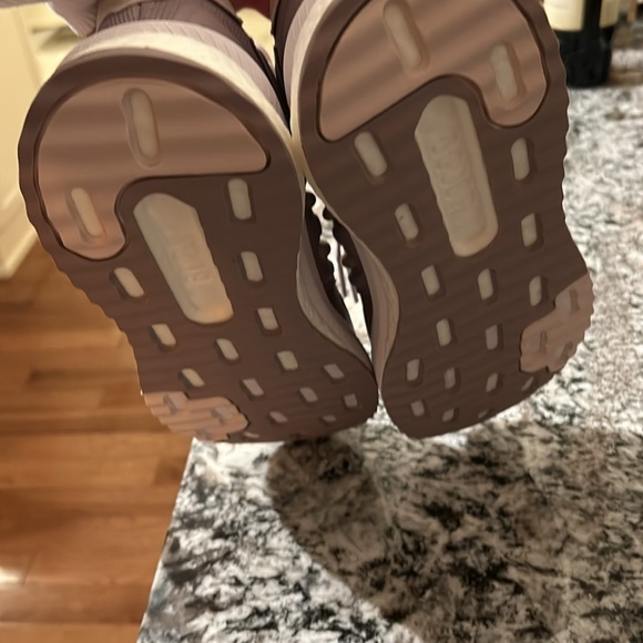 Adidas - Picture 4 of 4